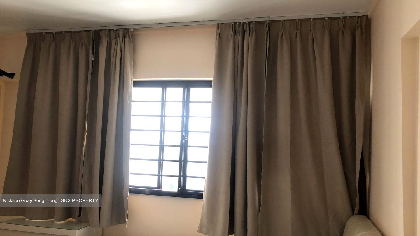Blk 556 Jurong West Street 42 (Jurong West), HDB Executive #519947851